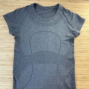 Lululemon swiftly tech shirt